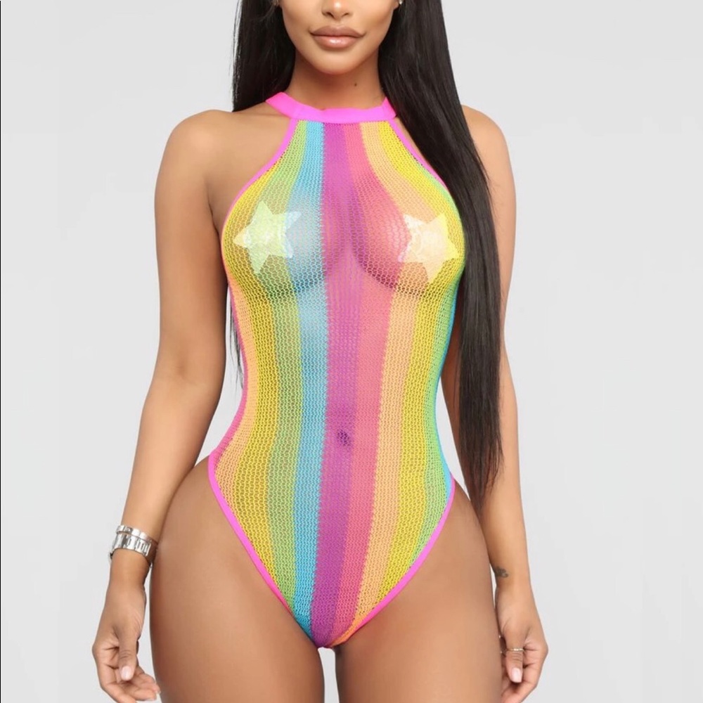 👀 swimwear